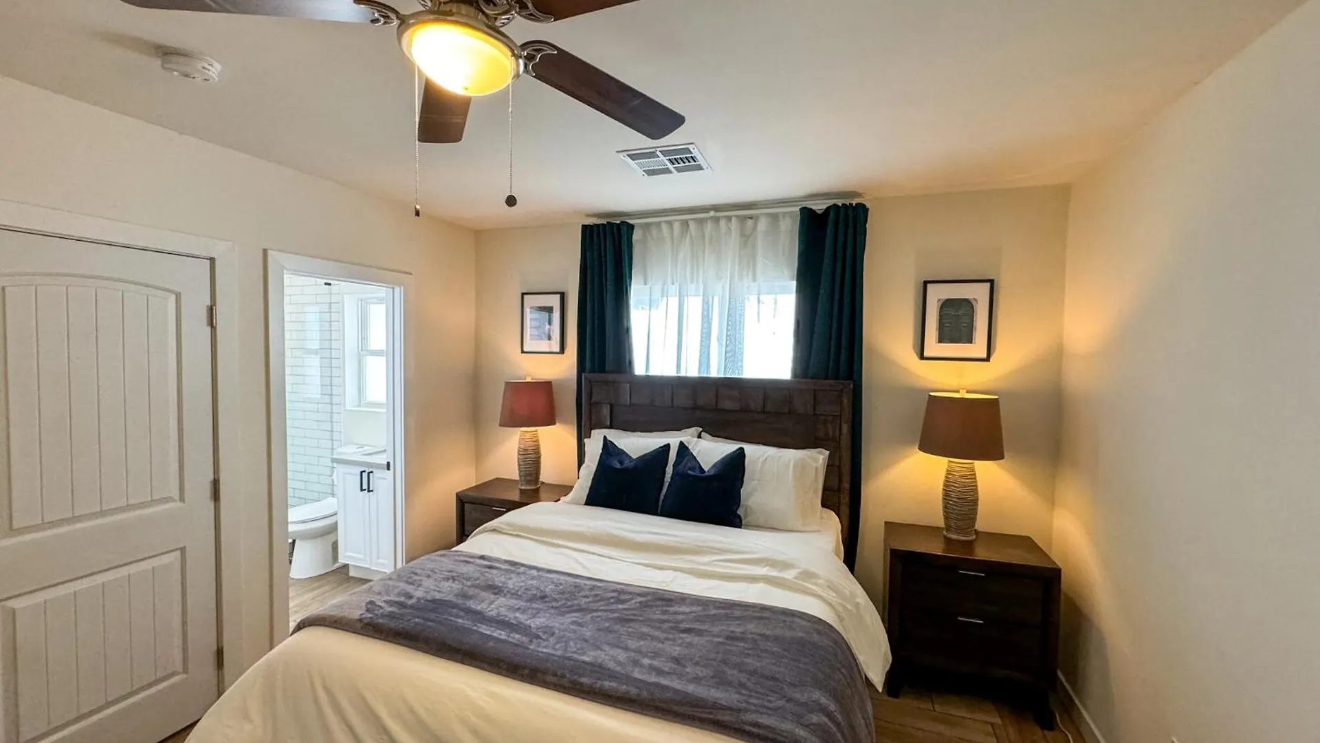 民宿 Medlock Stays - Your Top Phoenix Home Stay! 美国
