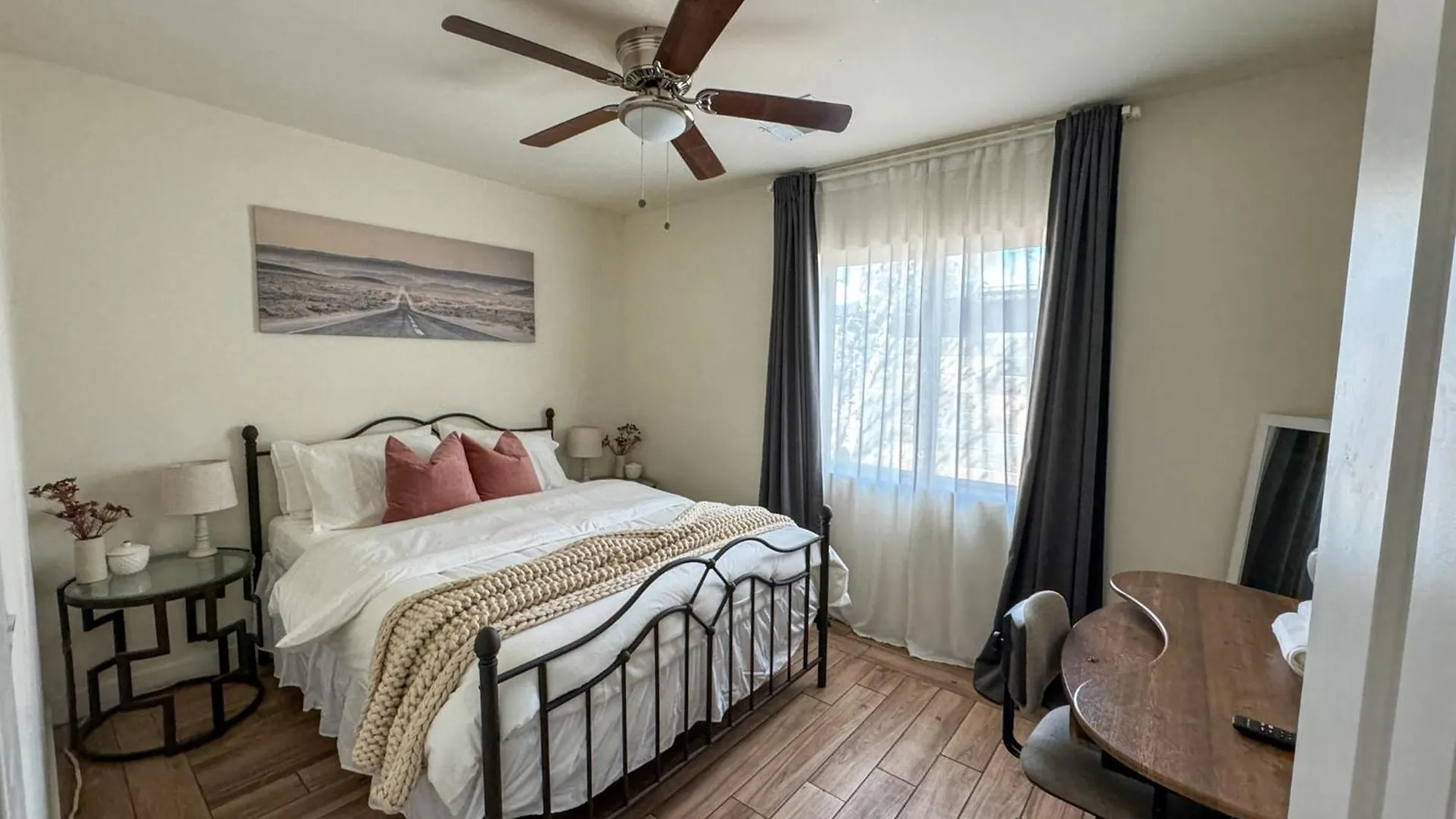 Medlock Stays - Your Top Phoenix Home Stay! 民宿