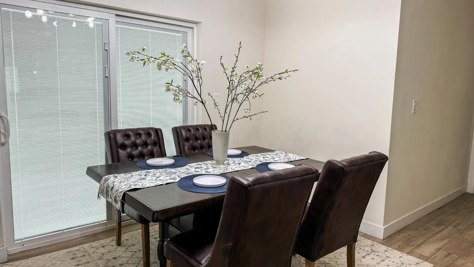 Medlock Stays - Your Top Phoenix Home Stay! 0*,  美国
